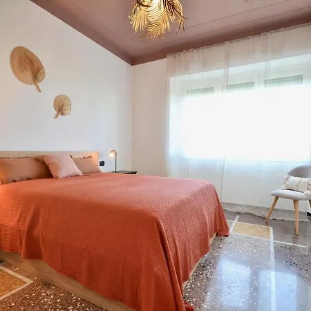 Cosy Riviera Wi-fi, Ac, Terrace 3 Bdr Apartment