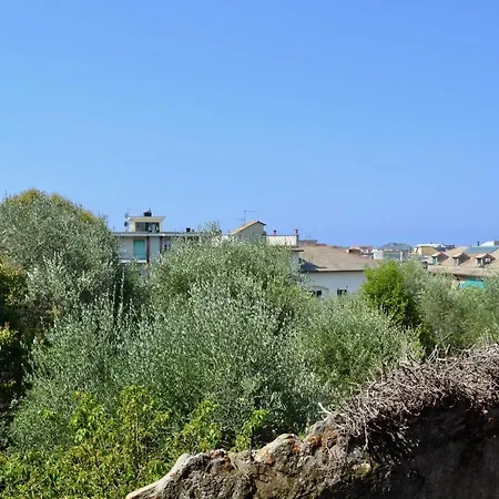 Cosy Riviera Wi-fi, Ac, Terrace 3 Bdr Apartament