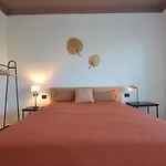 Cosy Riviera Wi-fi, Ac, Terrace 3 Bdr Lägenhet