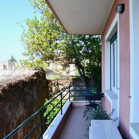 Cosy Riviera Wi-fi, Ac, Terrace 3 Bdr *