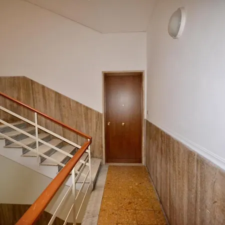 Cosy Riviera Wi-fi, Ac, Terrace 3 Bdr Apartamento