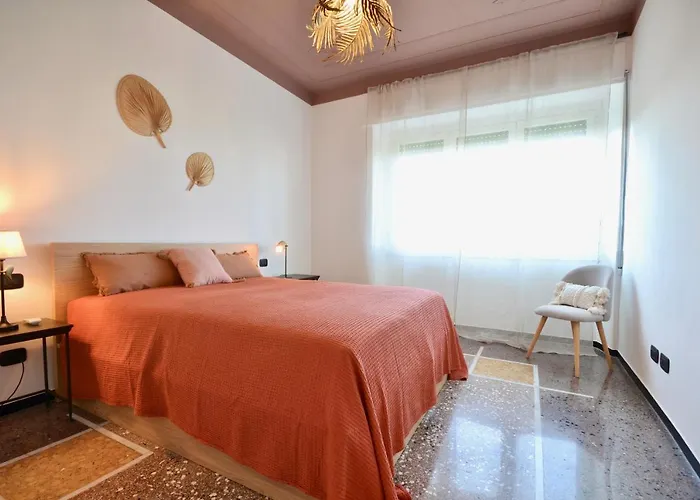 Cosy Riviera Wi-fi, Ac, Terrace 3 Bdr Lejlighed