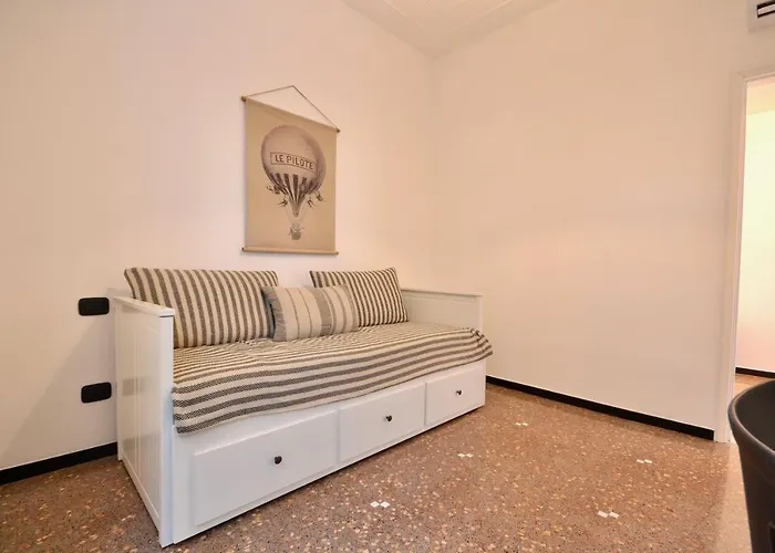 Cosy Riviera Wi-fi, Ac, Terrace 3 Bdr Lejlighed *